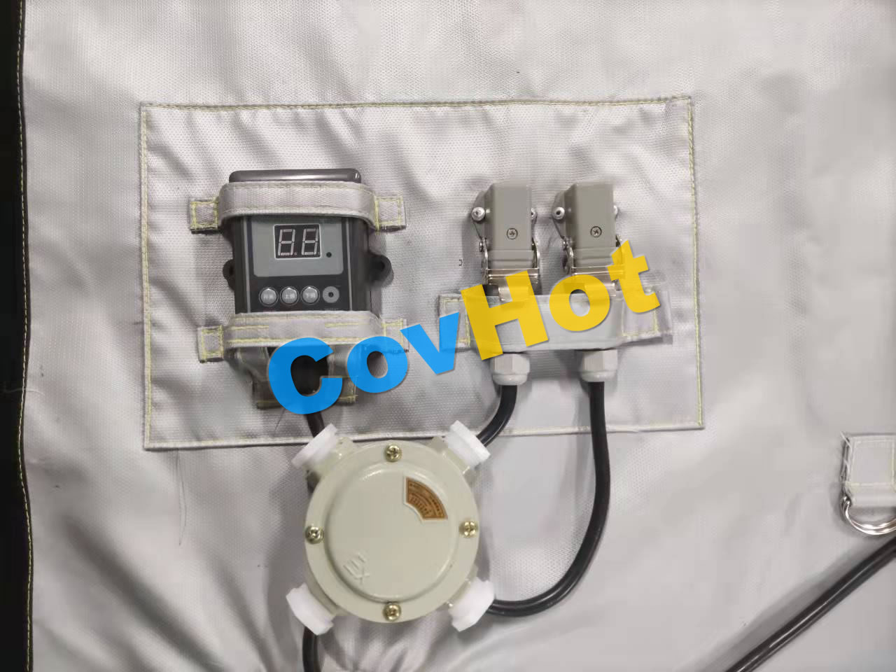 電伴熱<a href=http://m.doxkdst.cn/e/tags/?tagname=%E4%BF%9D%E6%B8%A9%E5%A5%97 target=_blank class=infotextkey>保溫套</a>